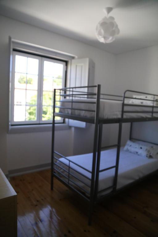 Hostel Rossio Alcobaça Oda fotoğraf